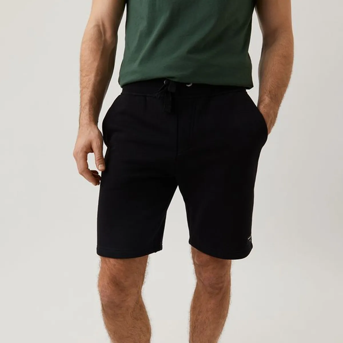 CENTRE SHORTS, EGRET, XXL