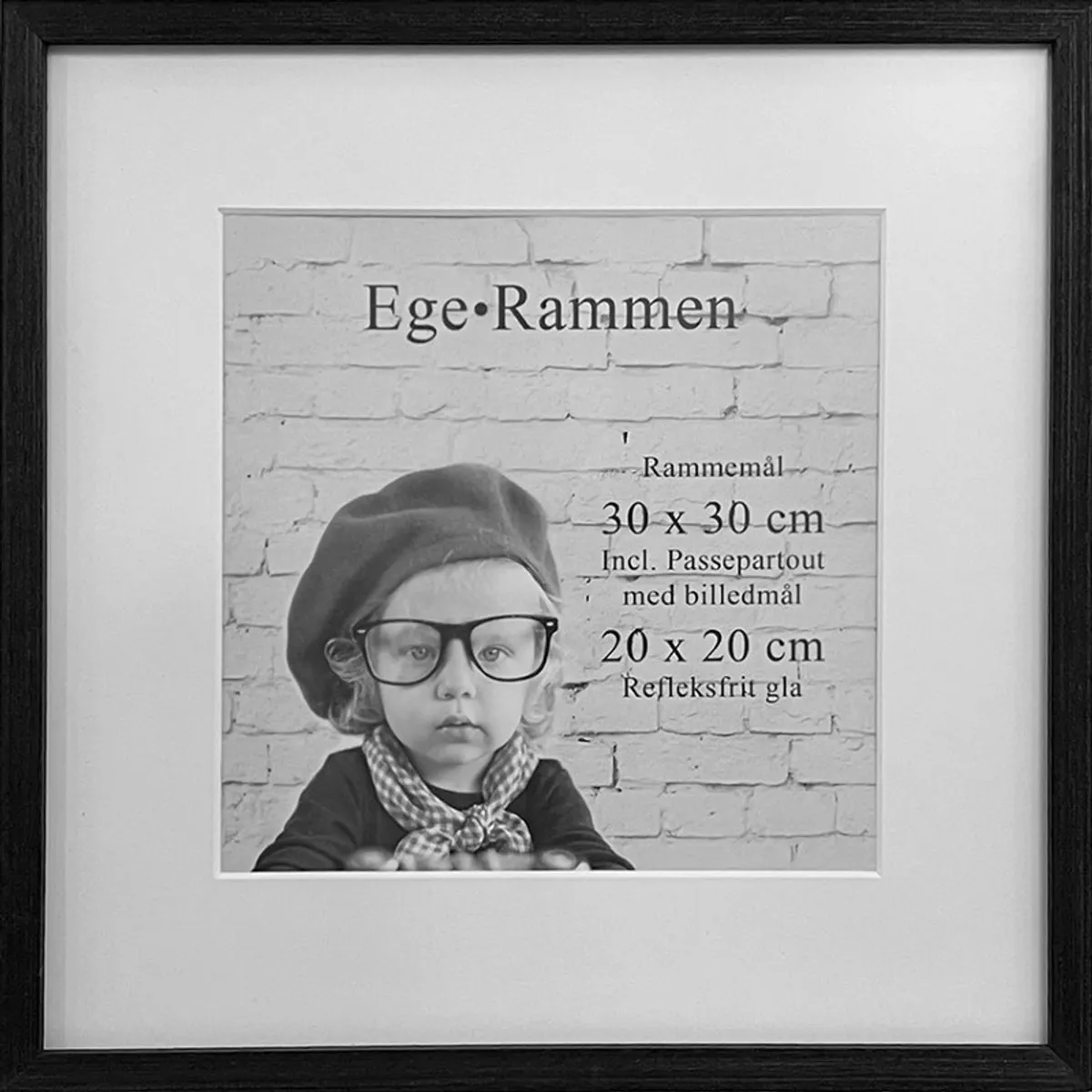 Ege Rammen Sort 30 x 30 - Incl Passepartout til 20x20