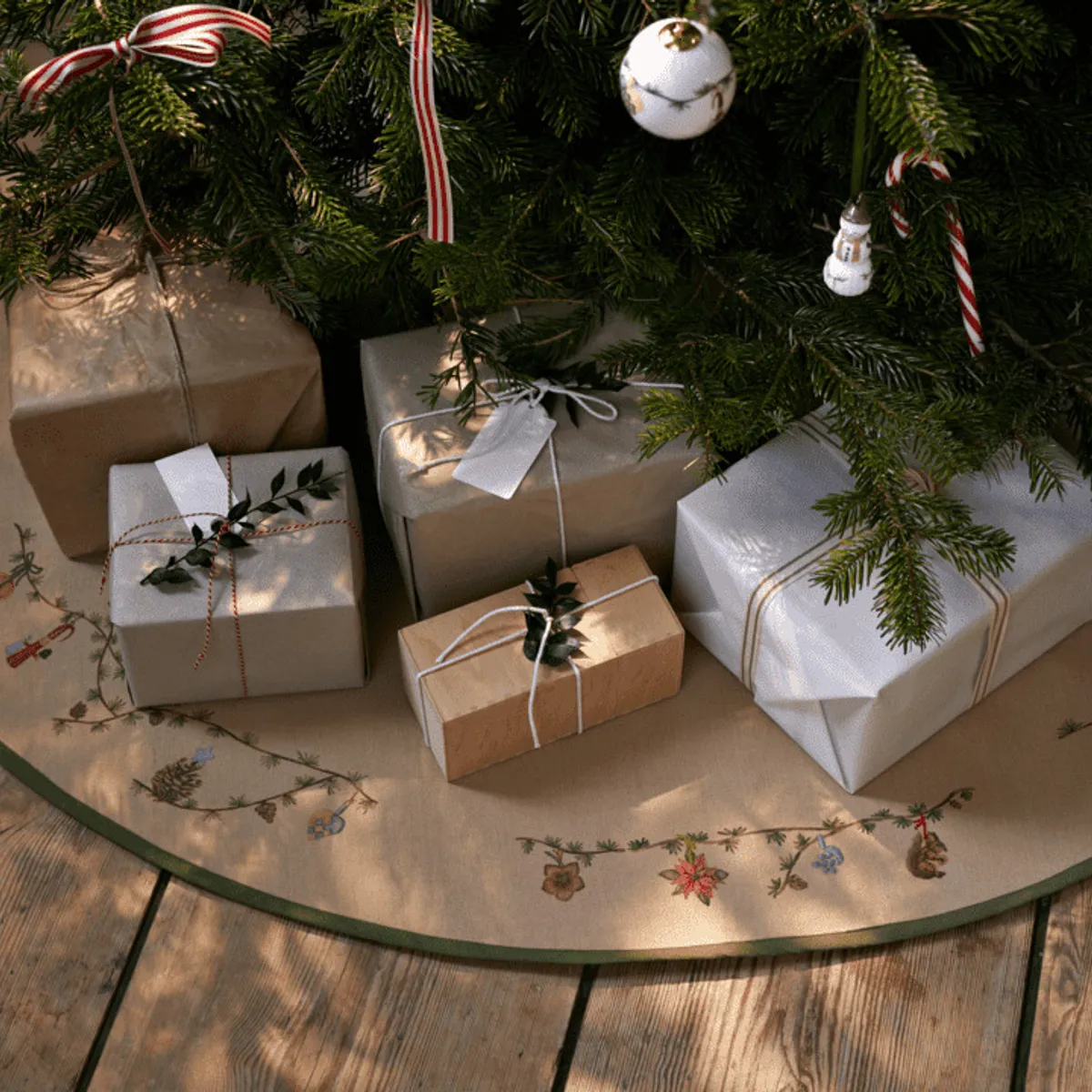 Kähler - Hammershøi Christmas Juletræstæppe Ø130 cm sand