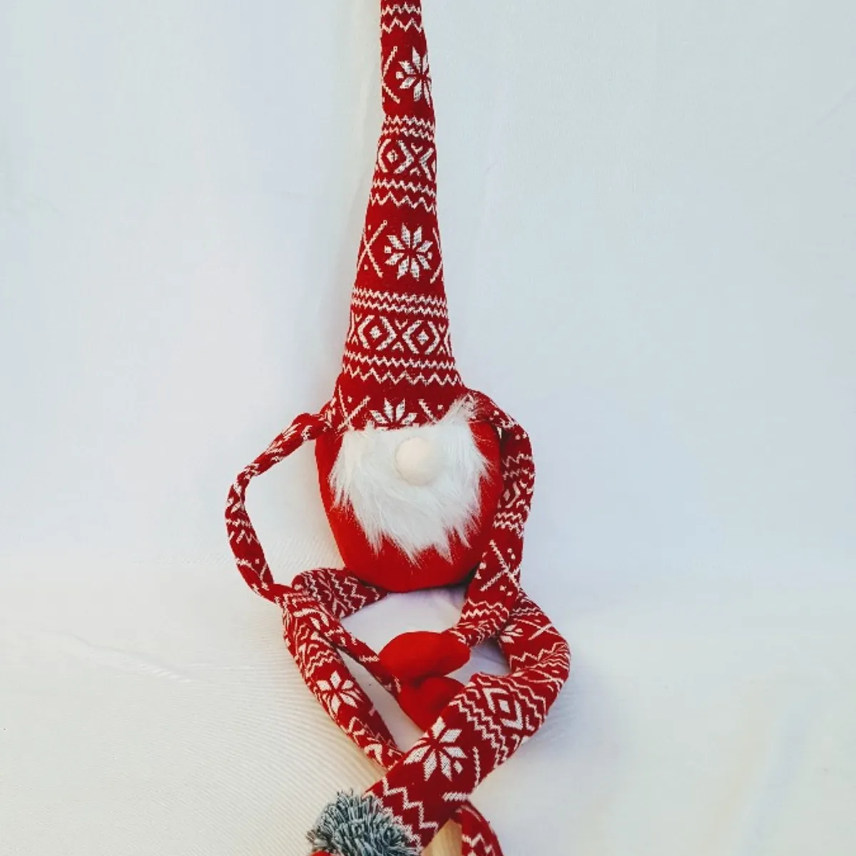 LAAANG nisse. 140 cm. lang.