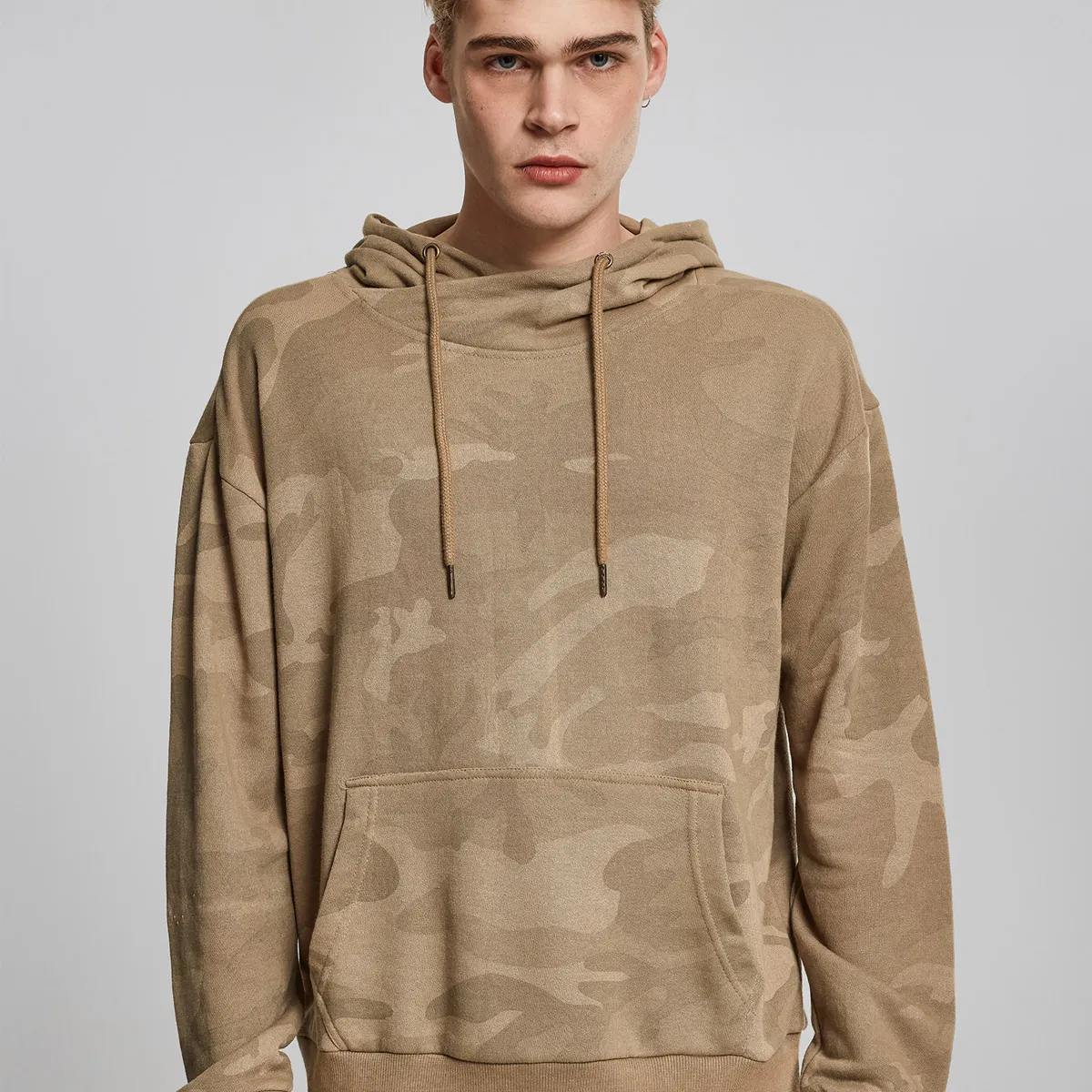 Urban Classics Camo Hoodie Høj hals Sand camo