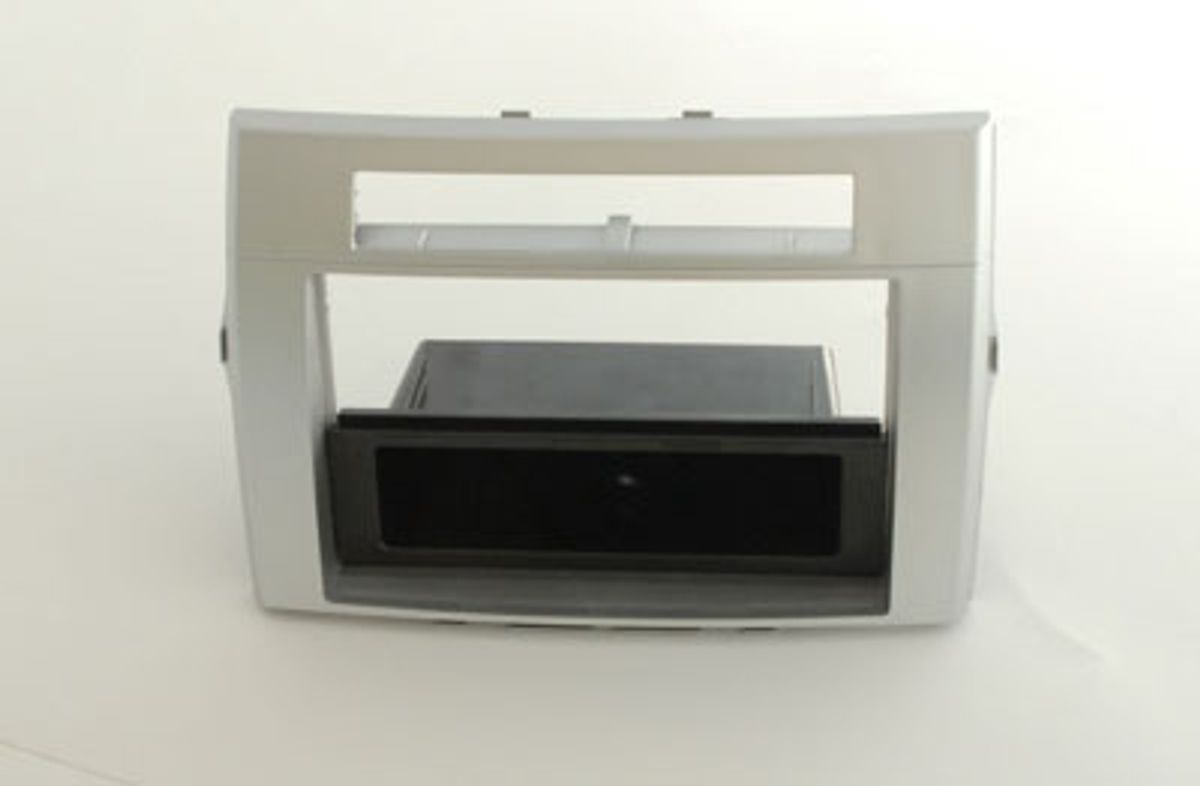 1-DIN Ramme til Toyota Corolla Verso 2004-2009