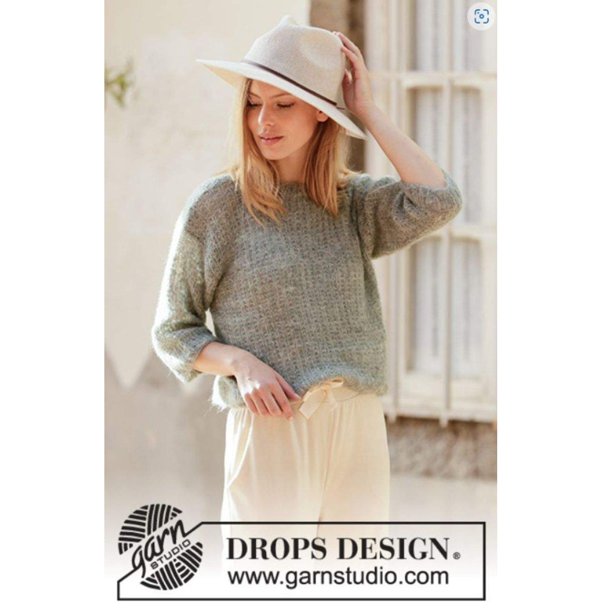 210-17 City Streets Sweater by DROPS Design, fra Viking