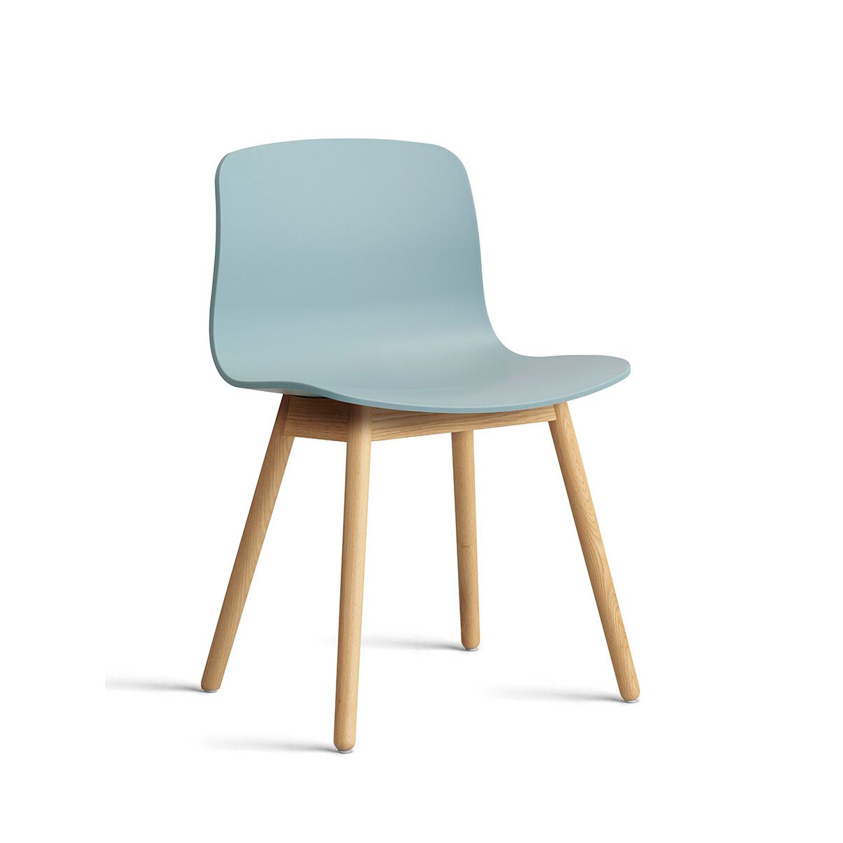 About a Chair AAC 12 fra Hay (Dusty blue, Lakeret eg)