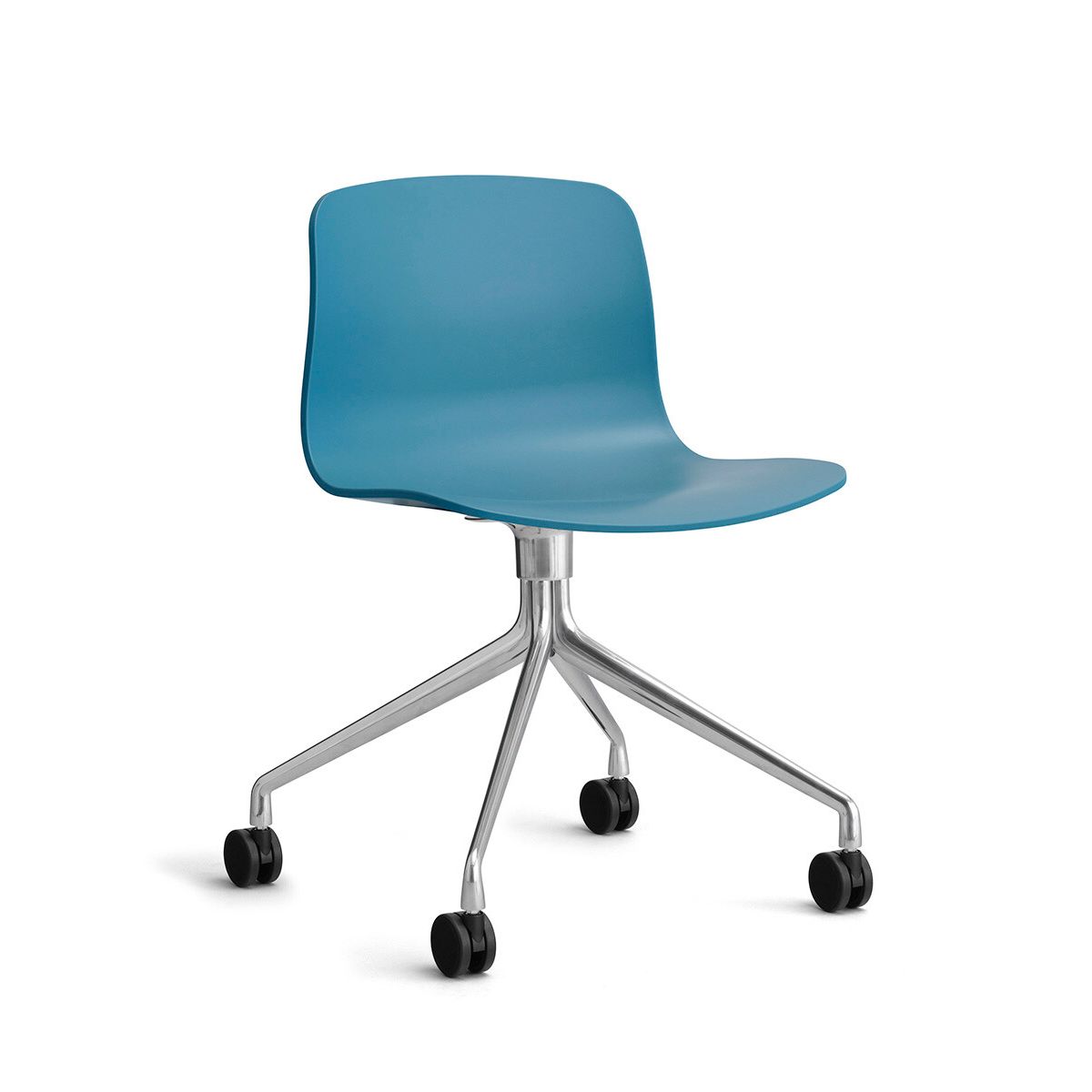 About a Chair AAC 14 fra Hay (Poleret aluminium, Azure Blue)