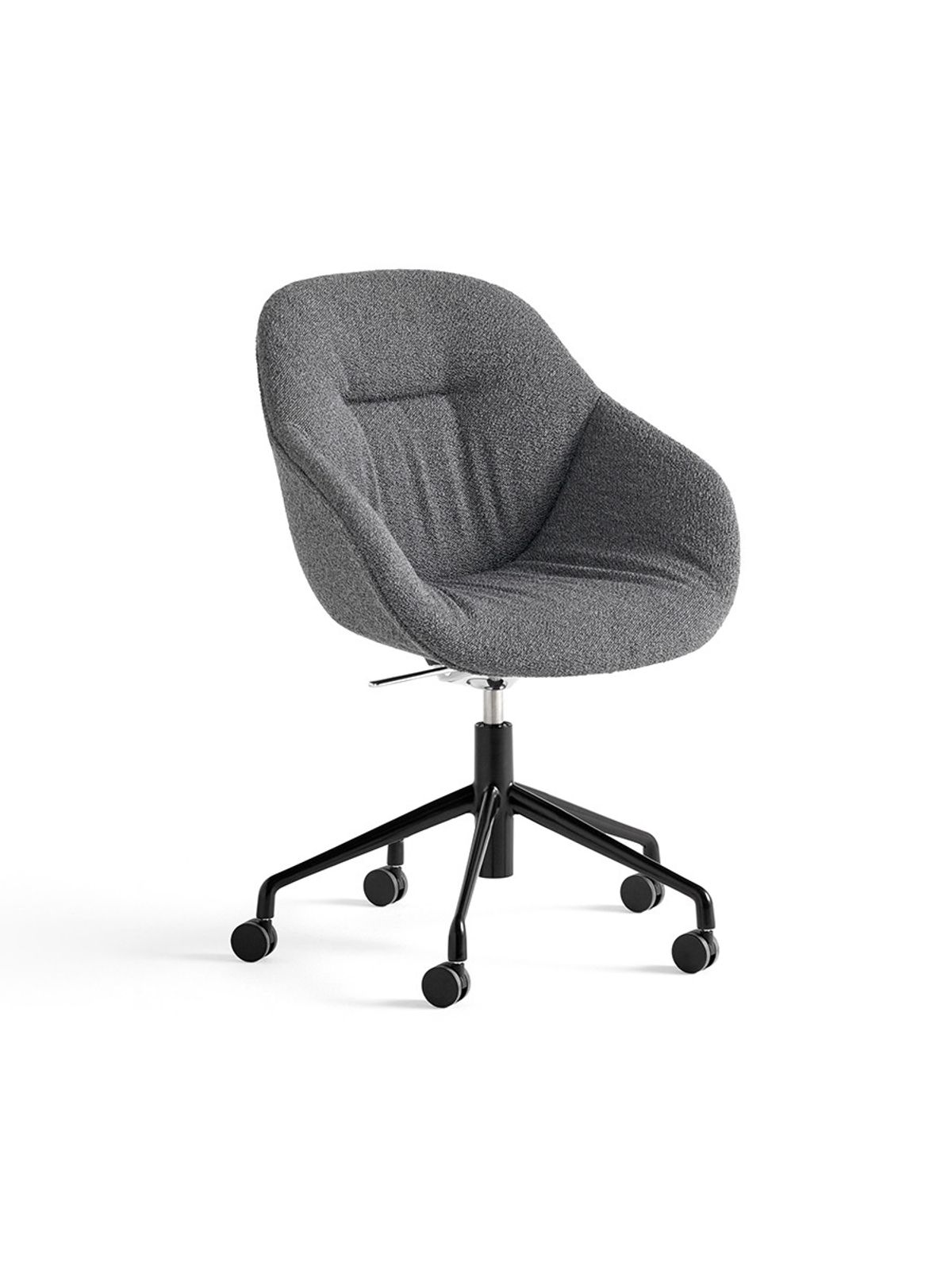 About a Chair AAC 155 Soft fra Hay (Prisgruppe 1, Poleret aluminium)