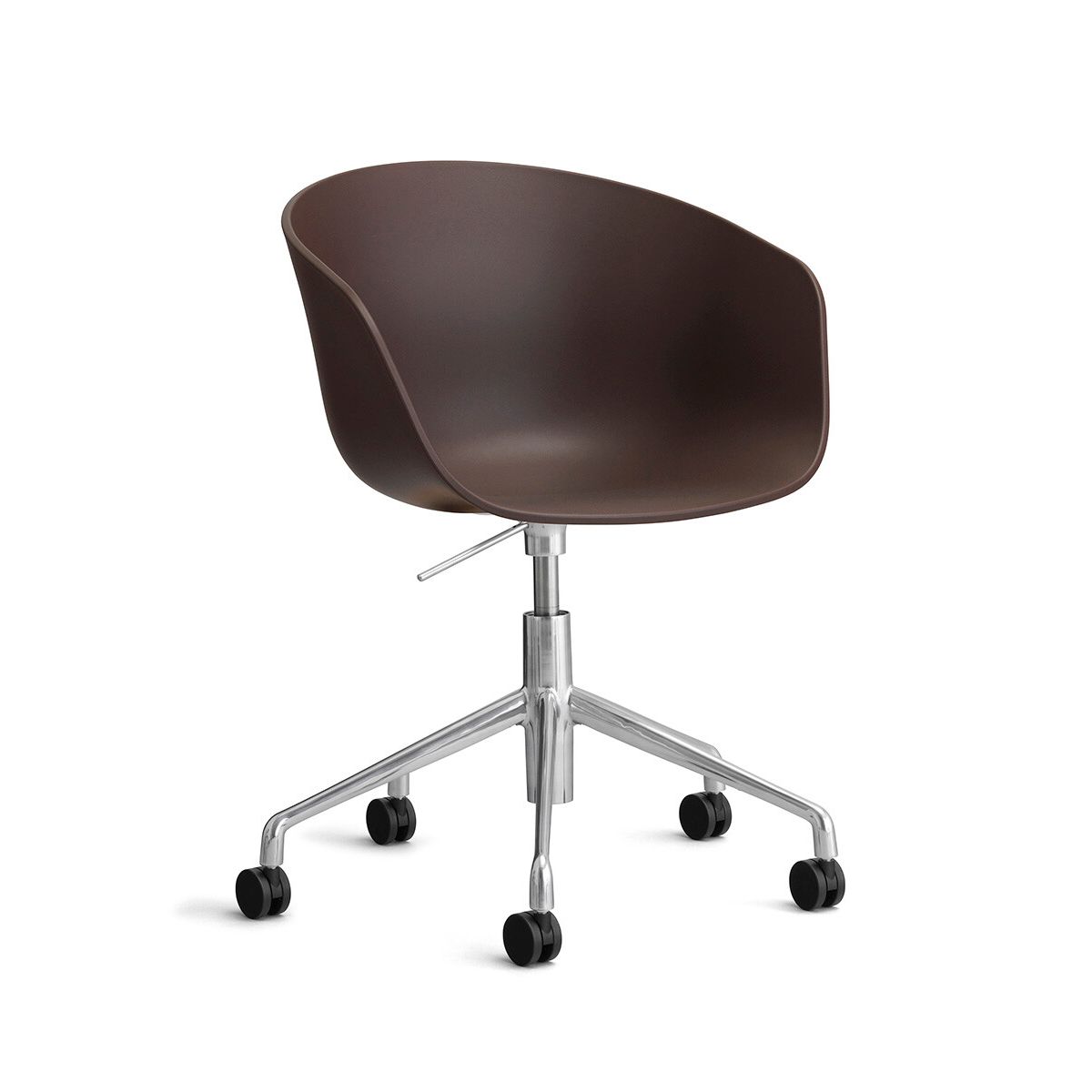 About a Chair AAC 52 fra Hay (Poleret aluminium, Raisin)