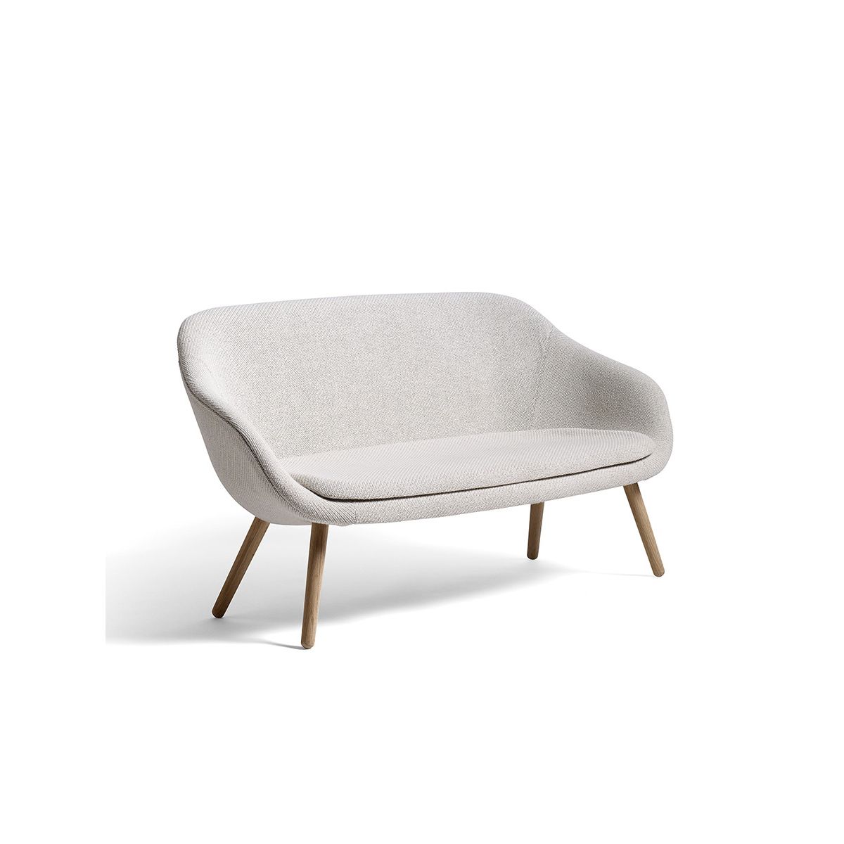 About a Lounge Sofa fra Hay (Lakeret eg, Divina Melange)