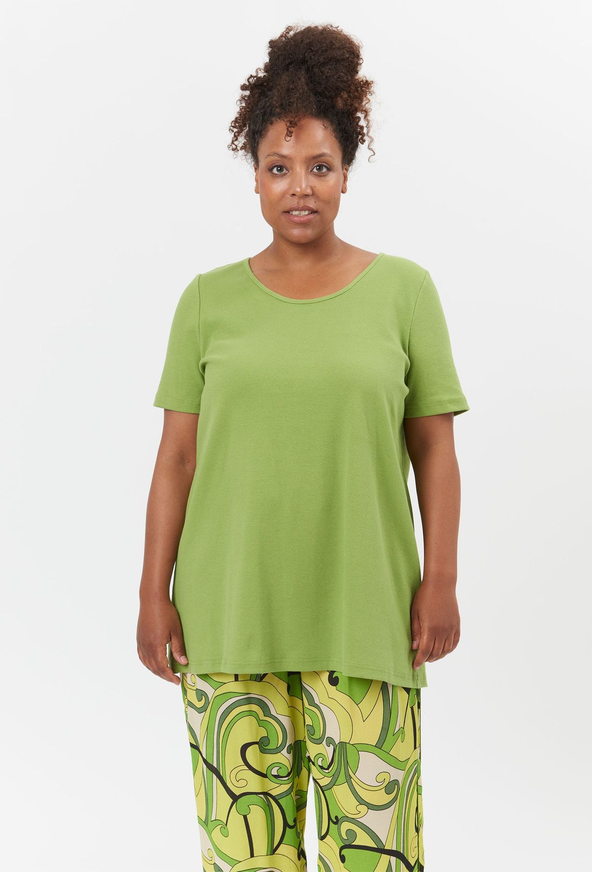 Adia - T-shirt - Adbeverly - Daiquiri Green - M/46-48