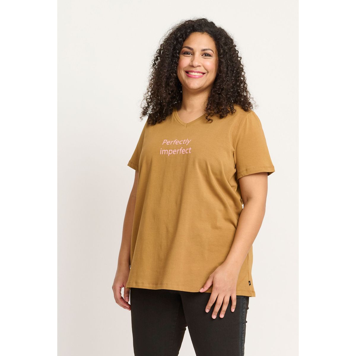 Adia - T-shirt - Admaren - Bronze Brown - S/42-44