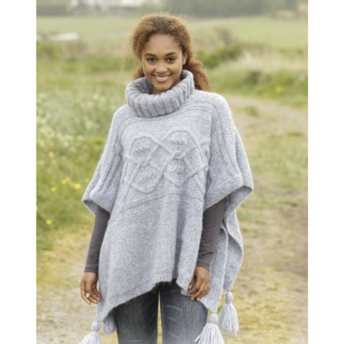 Alanna by DROPS Design - Poncho Strikkeopskrift str. S/M - XXXL - Small/Medium