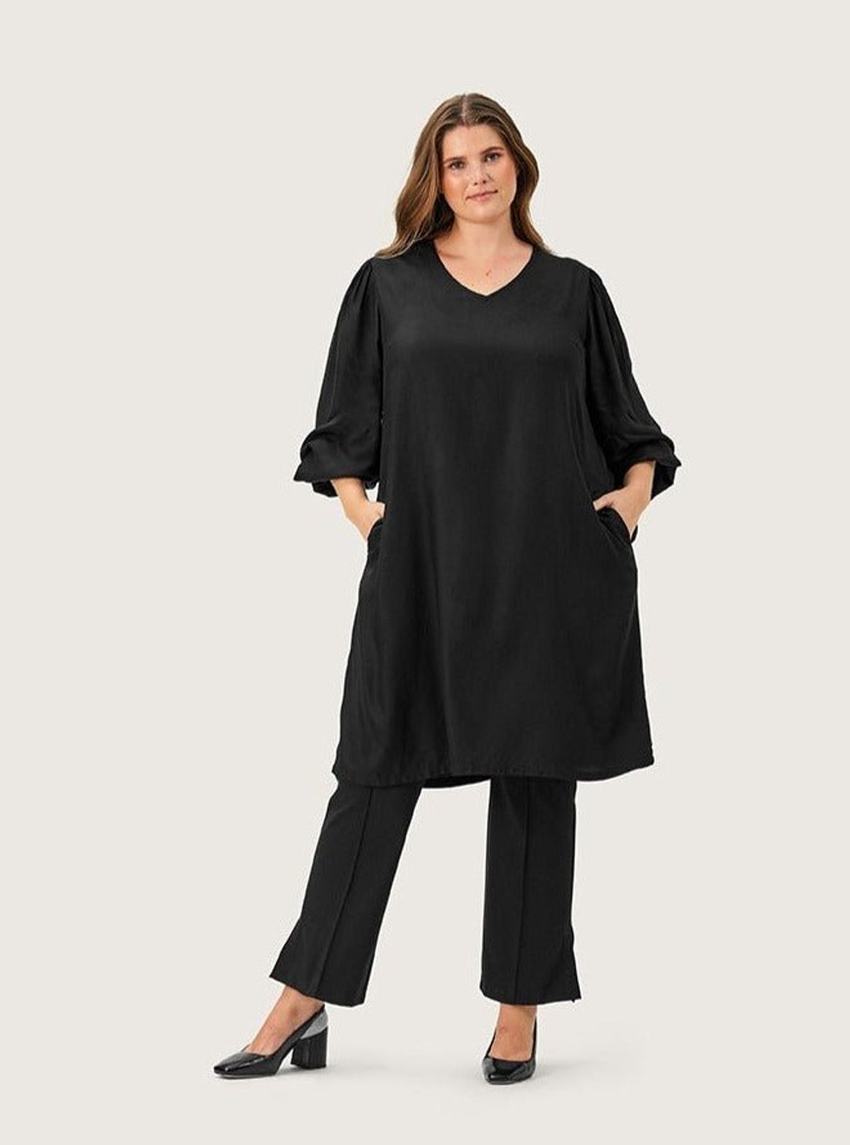 Alba kjole i sort twill viscose - S/40-42