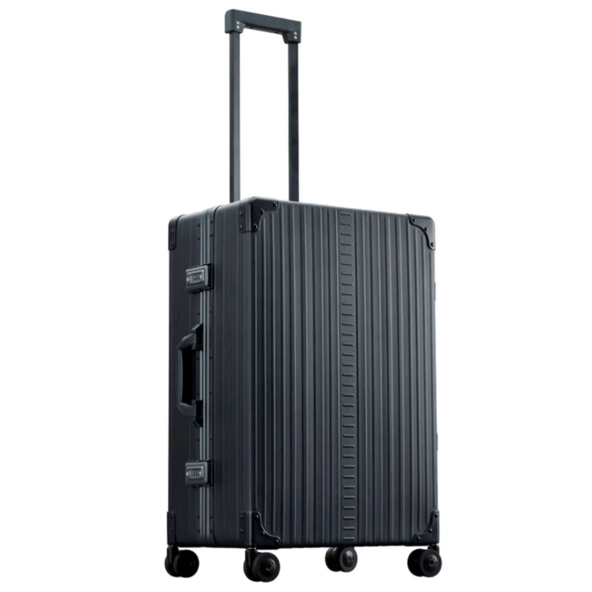 Aleon 26" Check In Traveler Black 2655