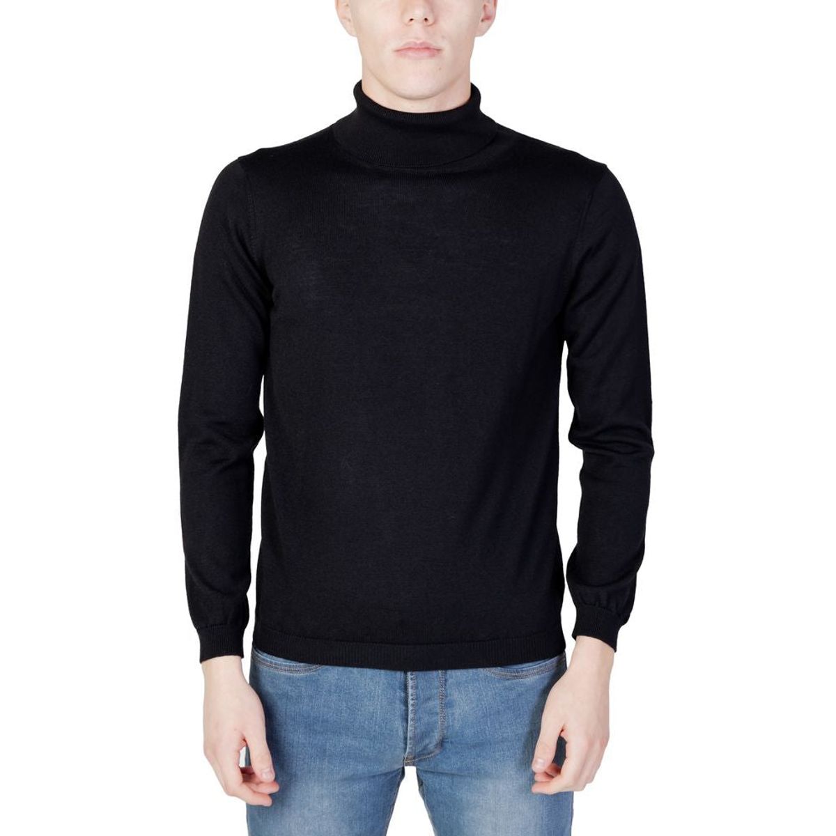 Alviero Martini Prima Classe Black Viscose Sweater