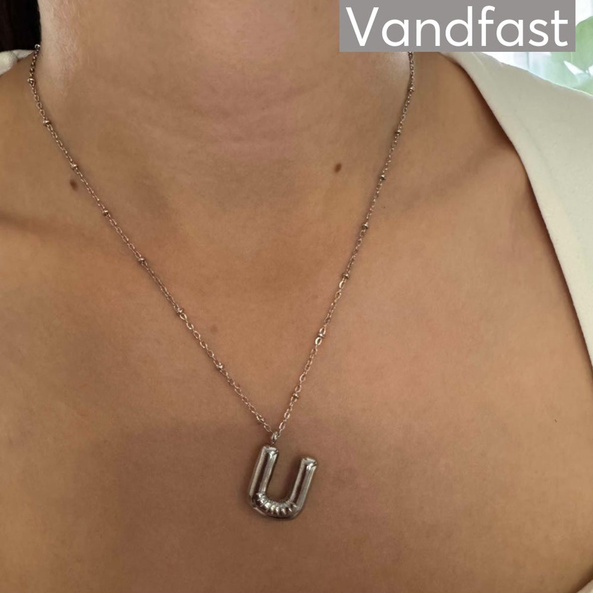 ANNEBRAUNER Balloon Letter Necklace - U