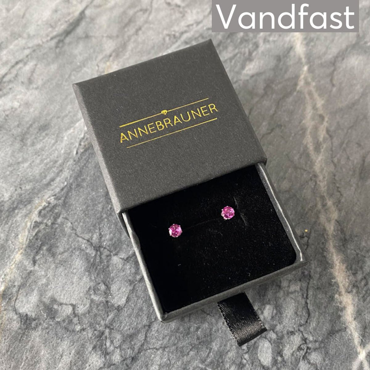 ANNEBRAUNER Princess 4mm Earrings Rose