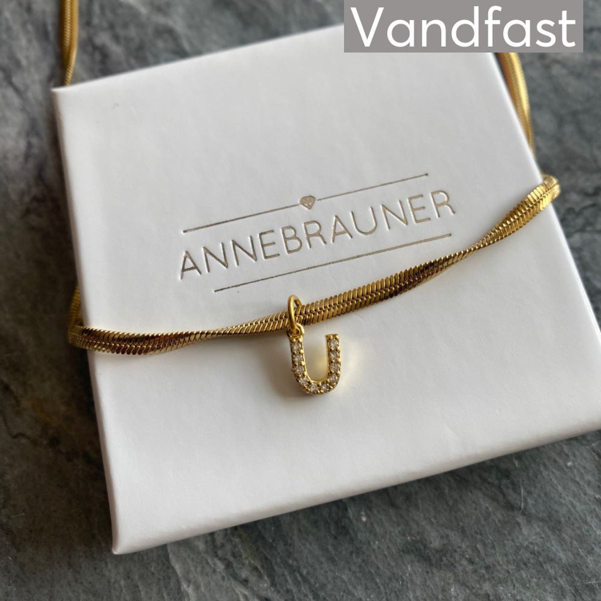 ANNEBRAUNER Snake Letter Necklace - U