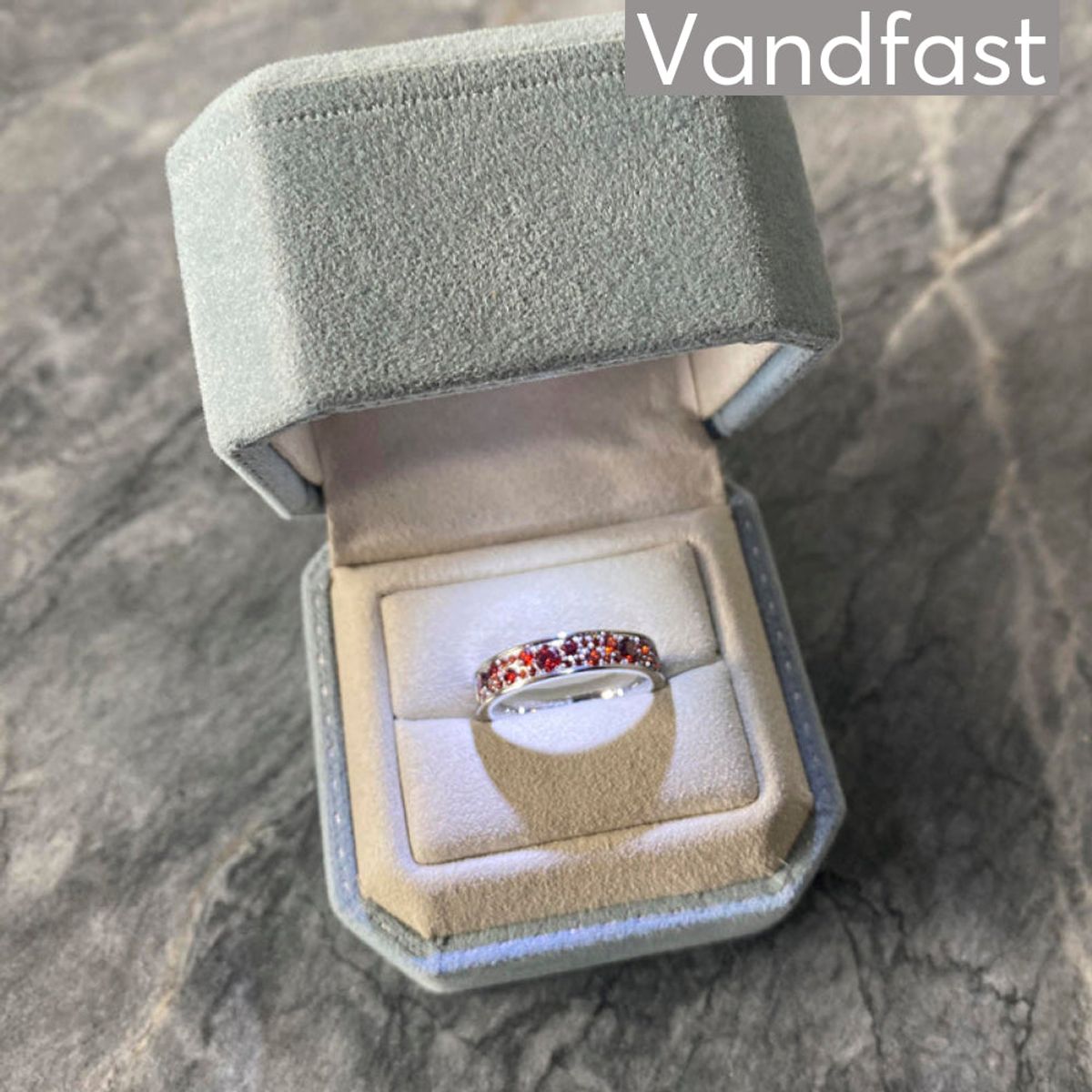 ANNEBRAUNER Sparkling Ring Rød - 62