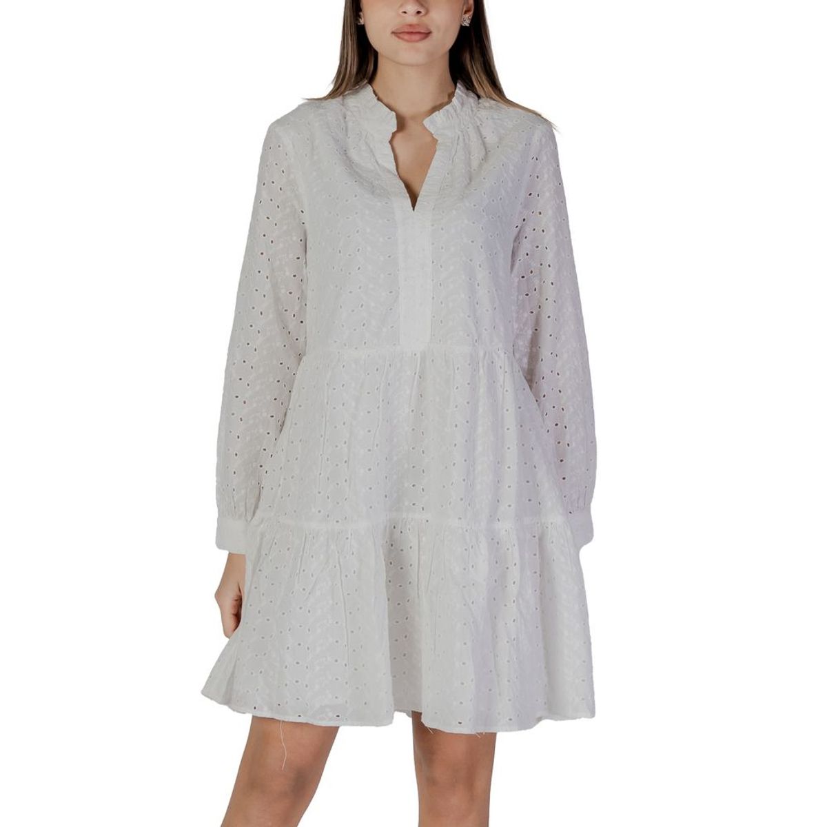 B.Young White Cotton Dress