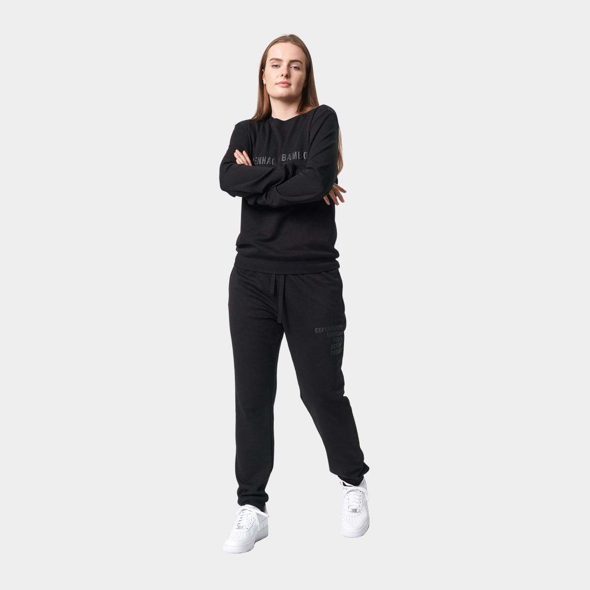 Bambus joggingsæt i sort med logo til damer fra Copenhagen Bamboo, XXL