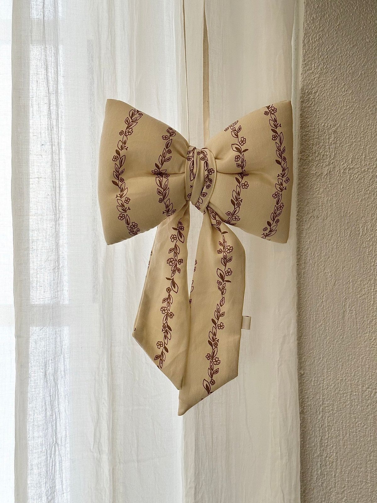 Bella bow - Leaves Stripe