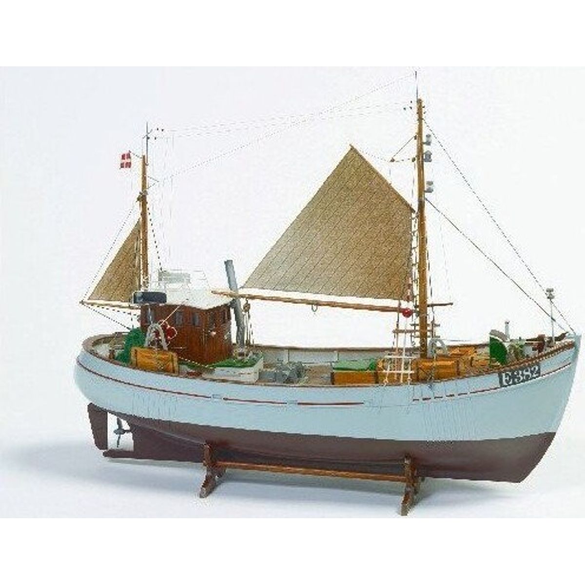 Billing Boats - Mary Ann 272 - 1:33 - Bb272