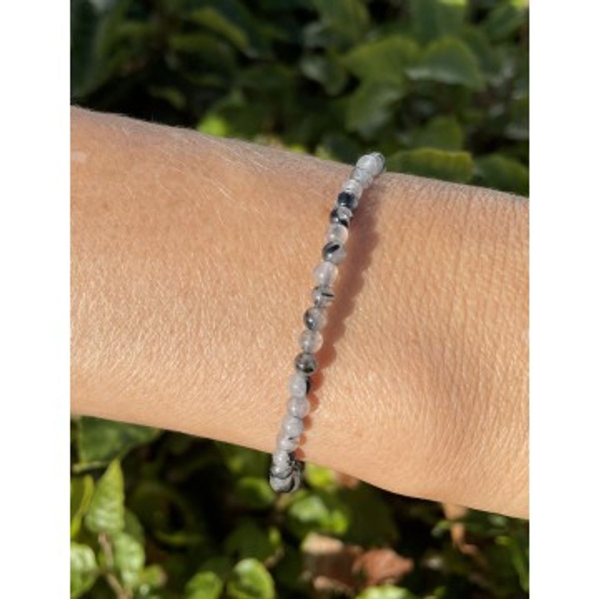 Bjergkrystal/turmalin armbånd 4 mm - Bjergkrystal - GodKarmaShop