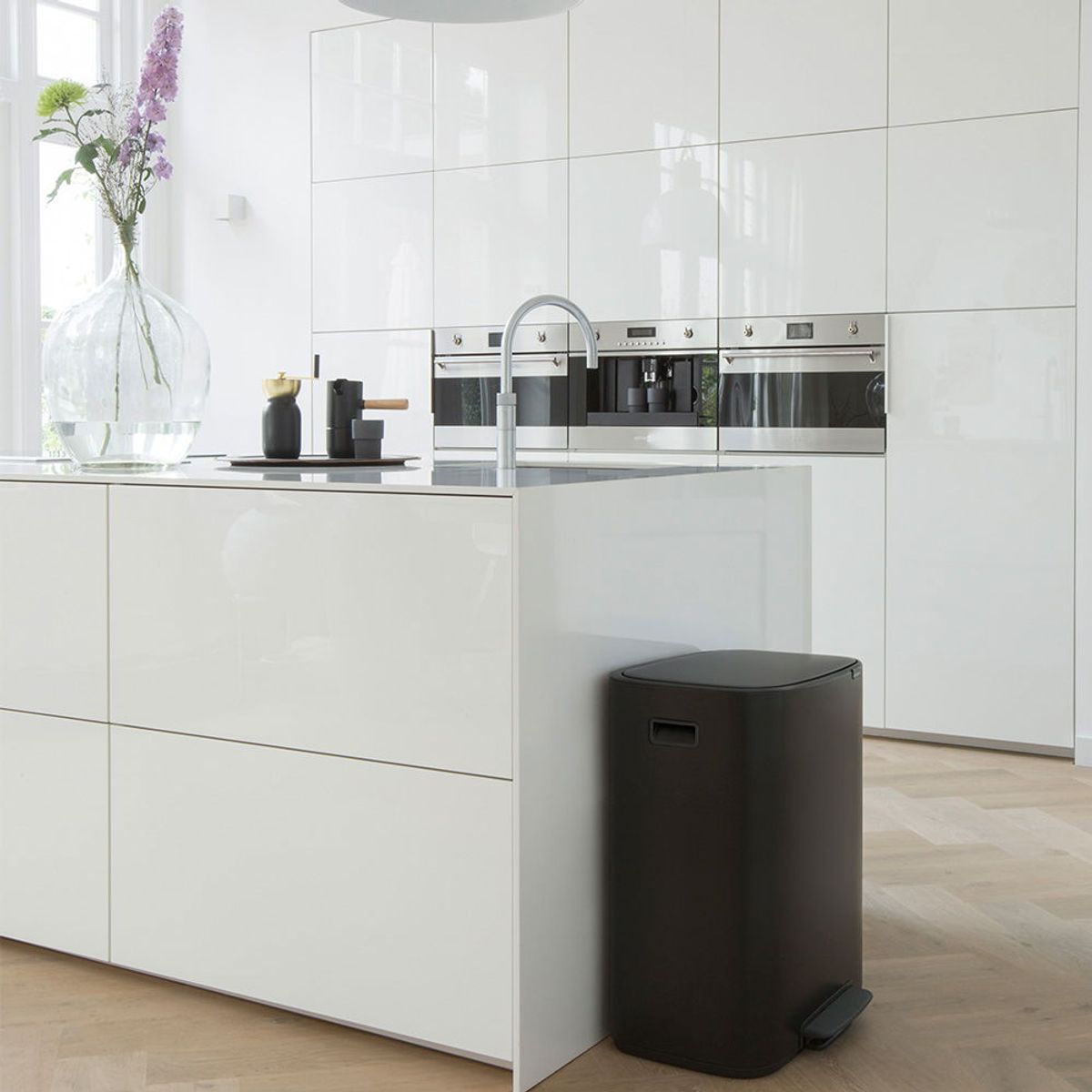 Brabantia BO pedalspand 60L Matt Black