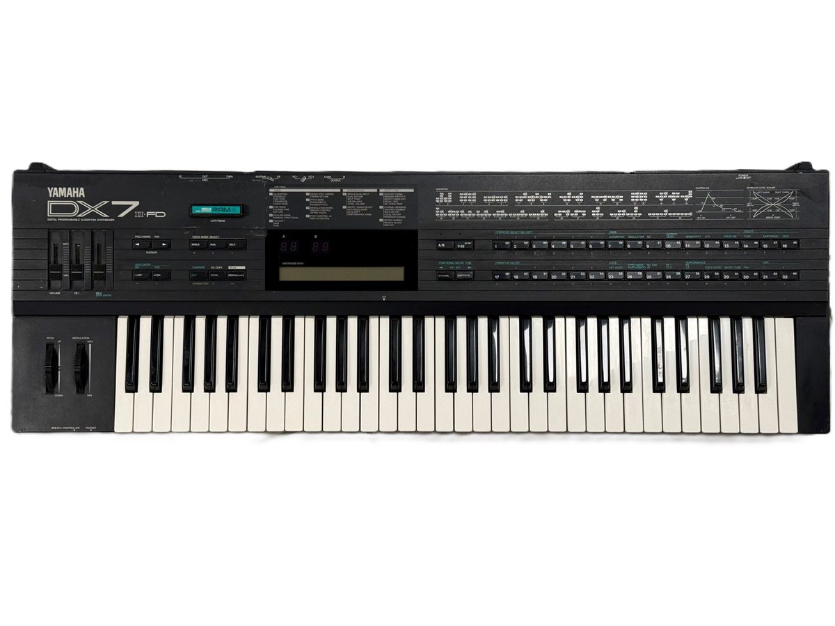 (BRUGT) Yamaha DX7 II FD