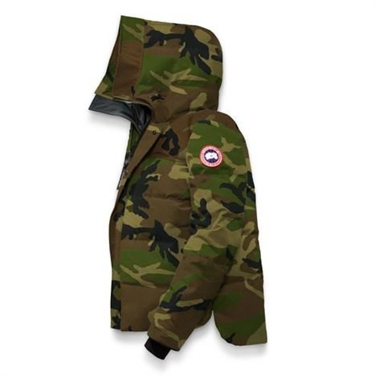 Canada Goose Mens MacMillan Parka, Classic Camo