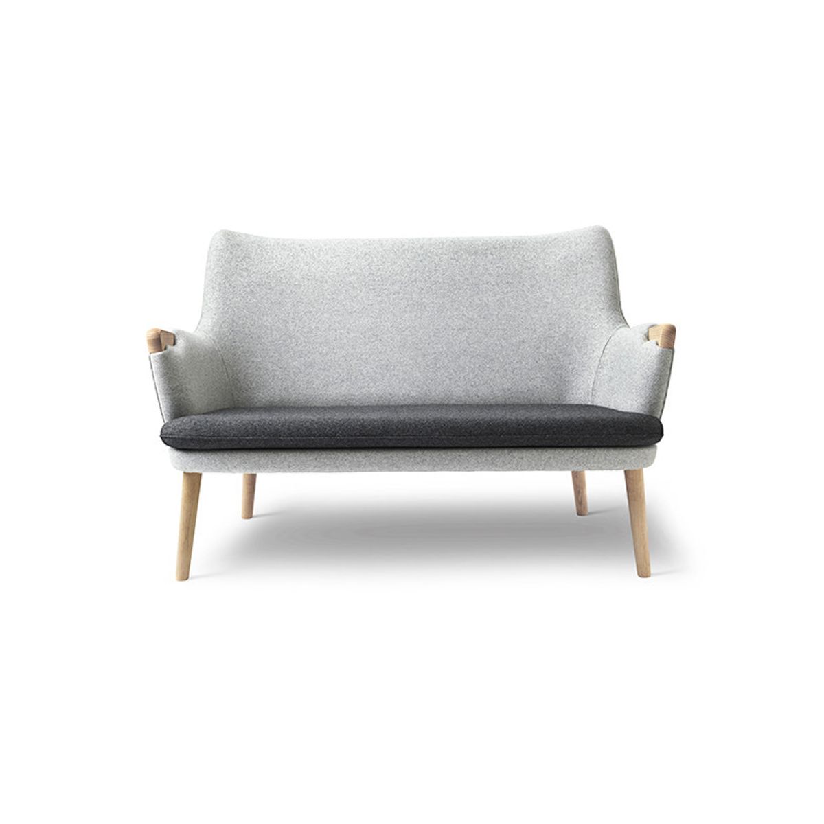 CH72 Sofa af Hans J. Wegner (Hvidolie, Eg/stofgruppe 2)