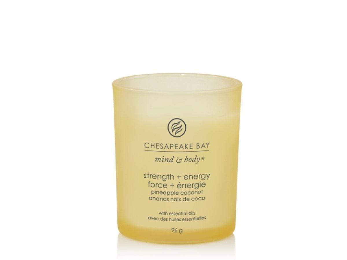 Chesapeake Bay Scented Candle - Strength &Amp Energy - Pineapple Coconut - Small