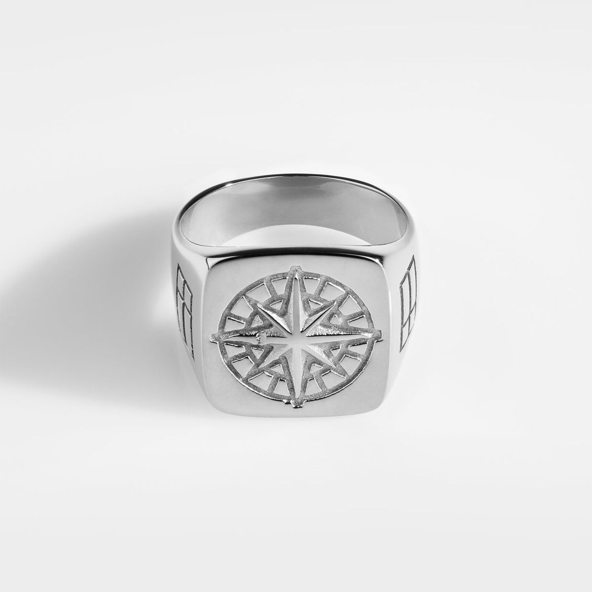 Compass Oversize Signature - Sølvtonet ring - Str. 8 - Herre - Northern Legacy