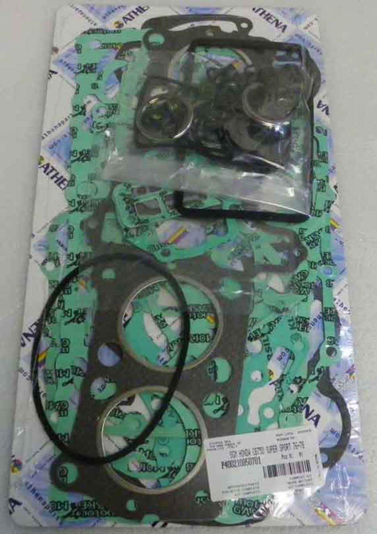 Complete Gasket Kit: Honda 750 CB 1976 - P400210850701