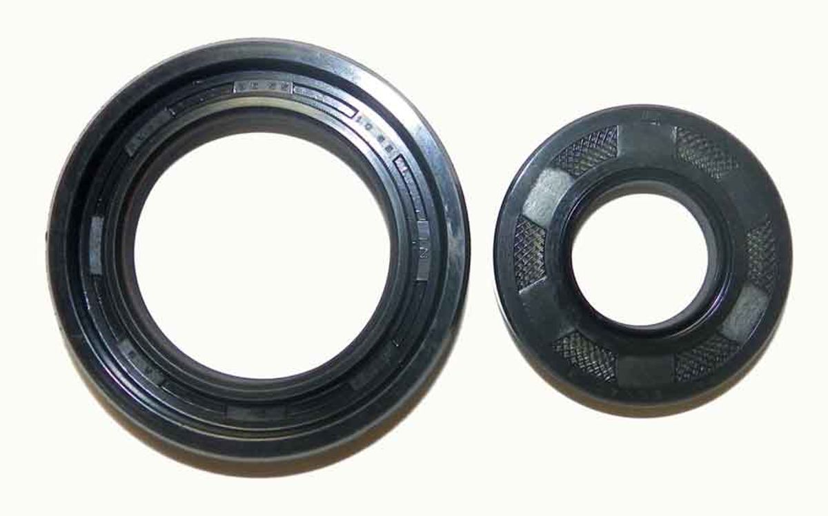 Crankshaft Seal Kit: Yamaha 250 YZ 99-00 Suggested Retail - 422319