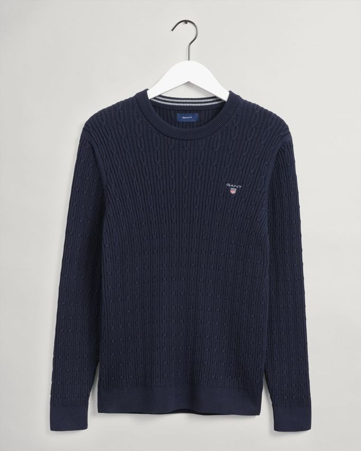 D2. COTTON CABLE C-NECK GREY M