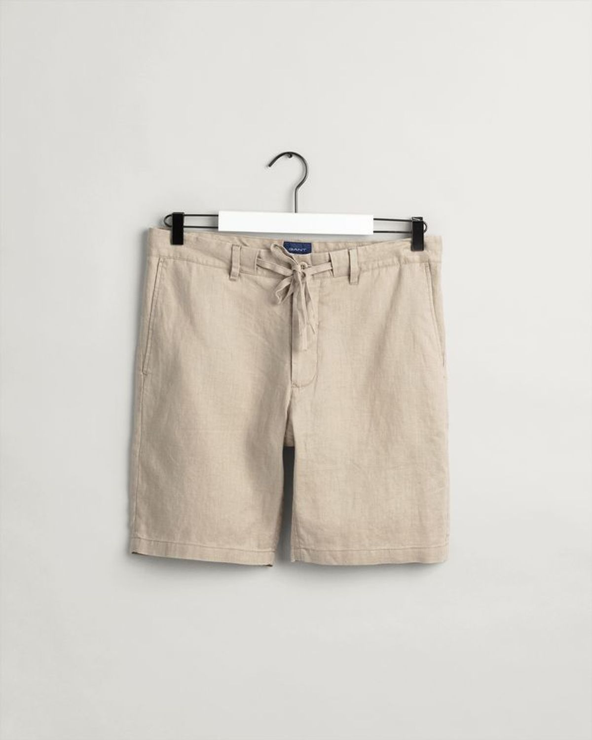 D2. RELAXED LINEN DS SHORTS IN