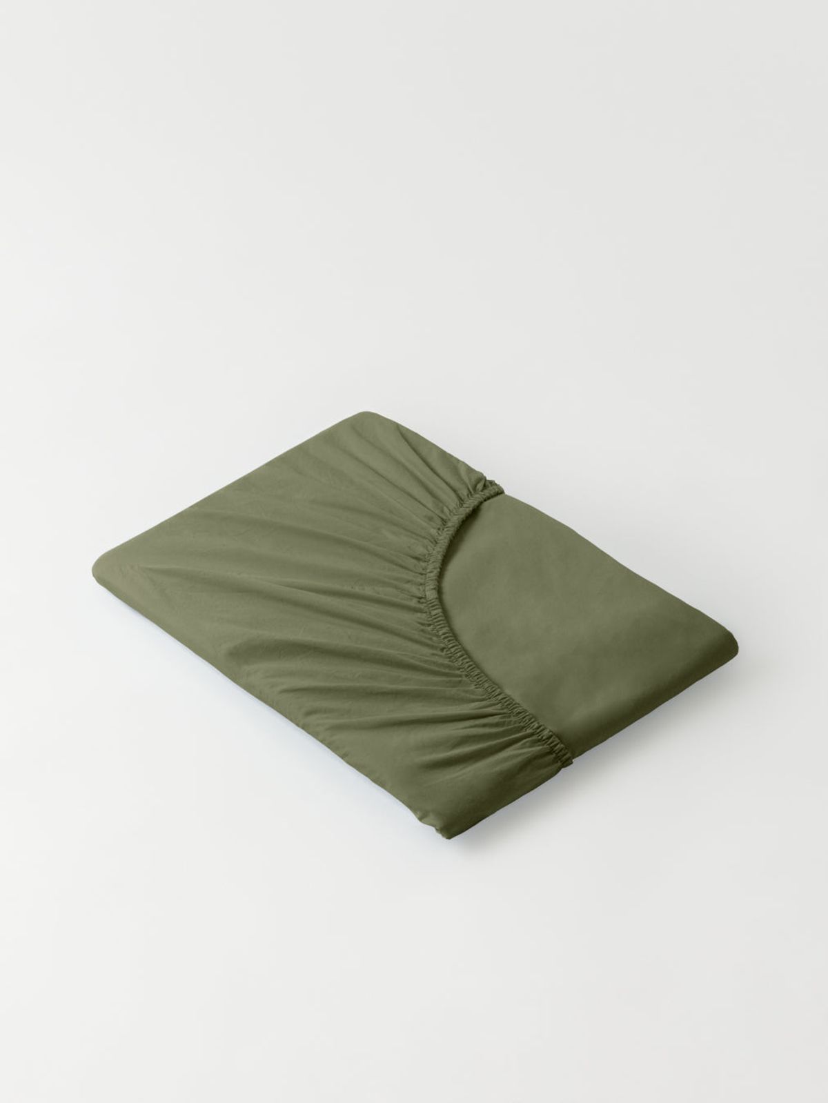 DAWN Faconlagen (140x200x35) - Olive - 100% økologisk bomuld - Army grønt