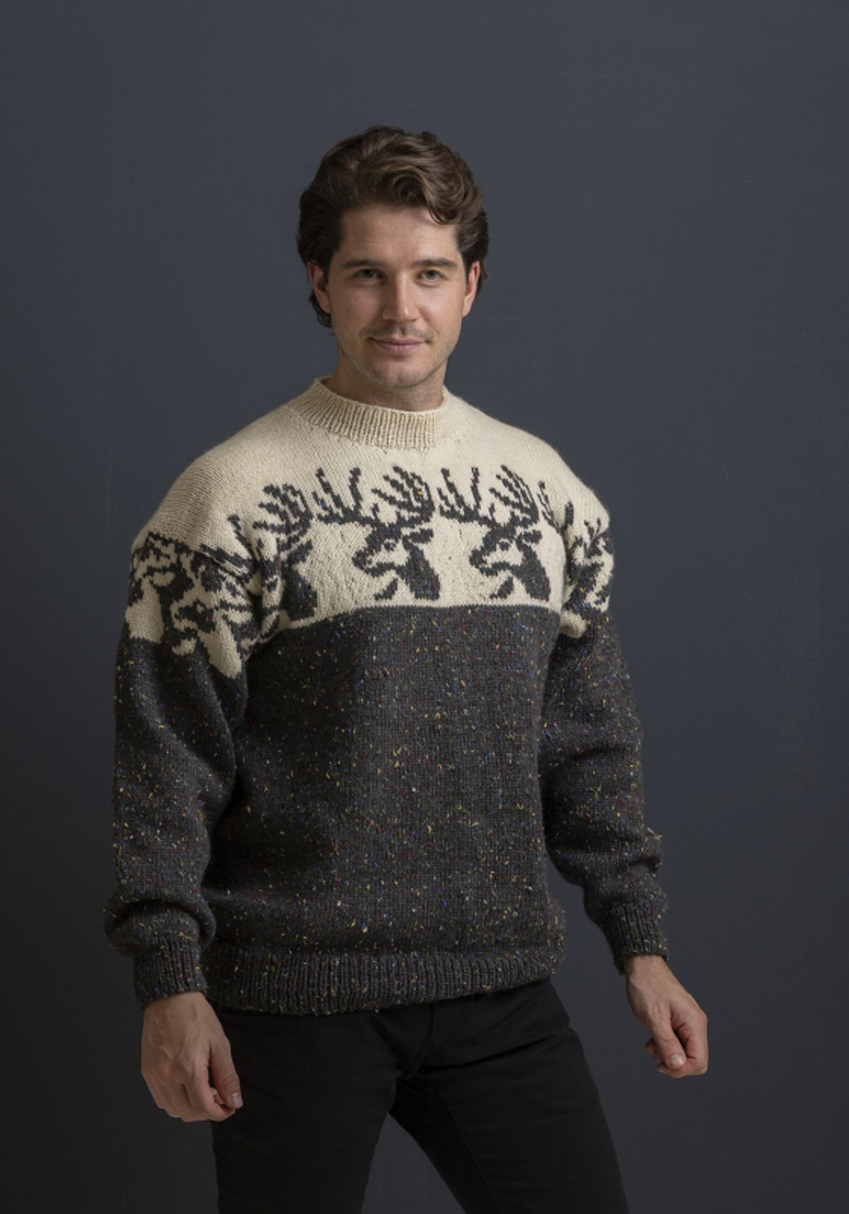 "Deer" Genser - Viking Design 2338-1 Kit - XS-XXL - Viking Eco Highland Wool , fra Viking