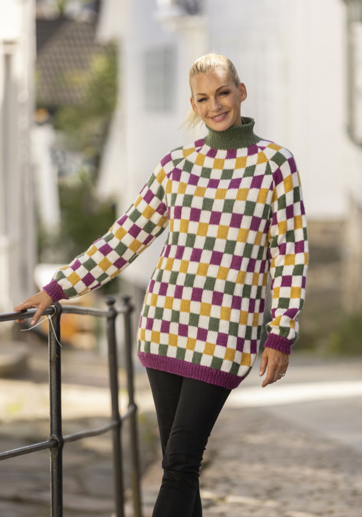 "Demelza" genser- Viking Design 2331-10 Kit - S-XL - Viking Wool, fra Viking