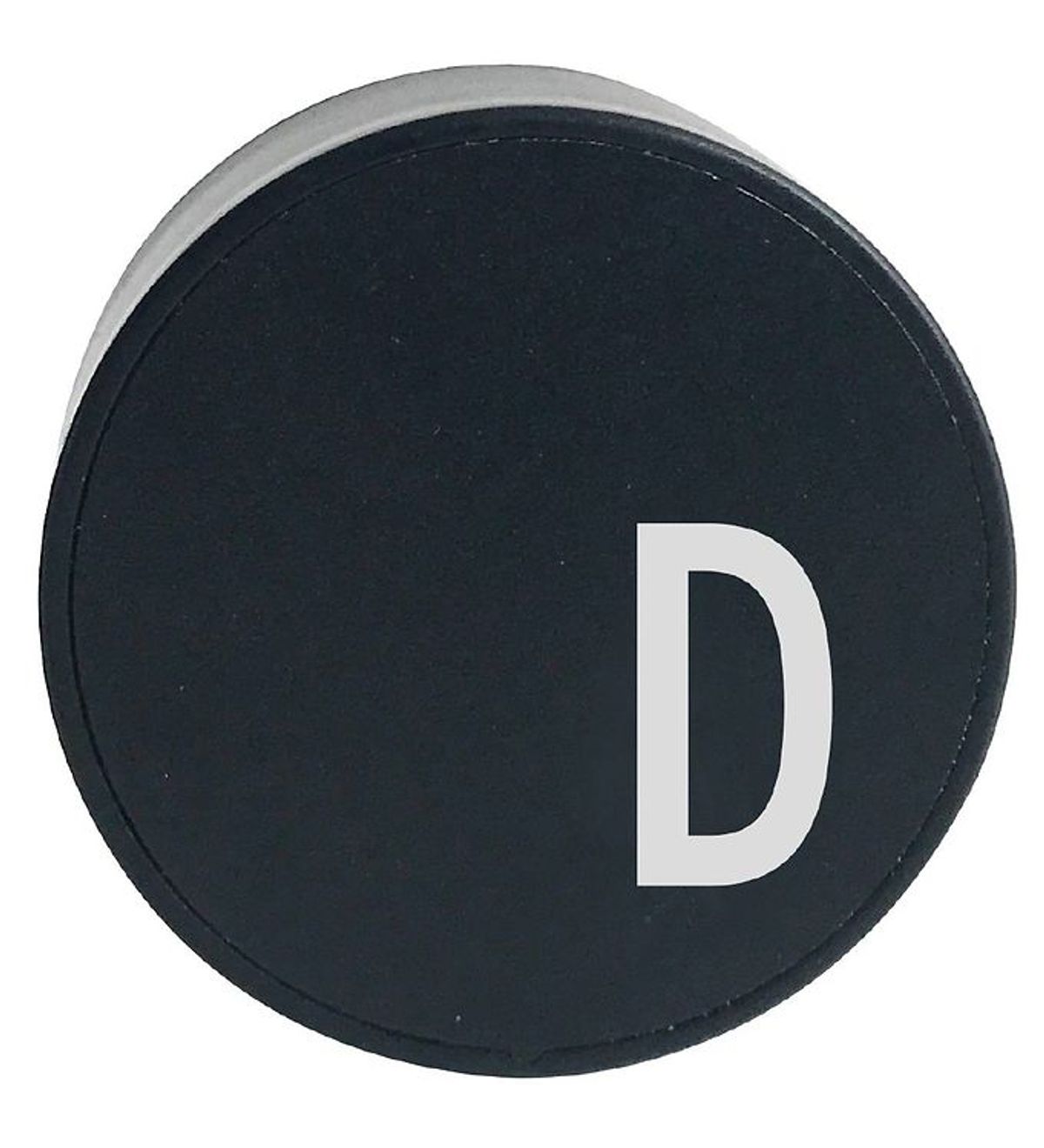 Design Letters Adapter - D - Sort