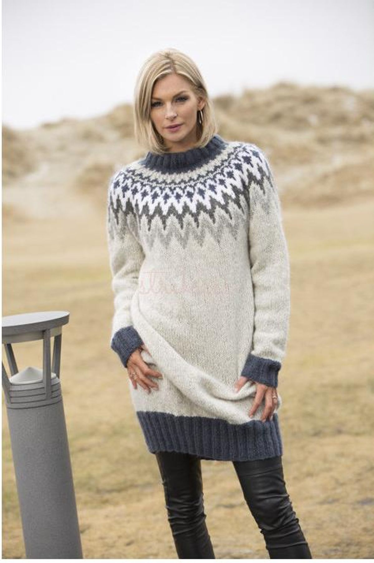 "Dimme" Genser - Viking Design 1806-4 Kit - XS-XXL - Viking Alpaca Bris, fra Viking