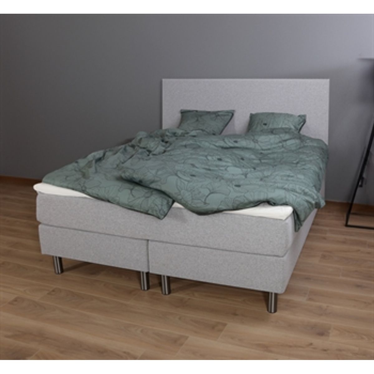 Dobbeltseng 180x200 cm - Favorit Deluxe - 7 zoners Kontinentalseng - Ekstra komfort - Nordstrand Home