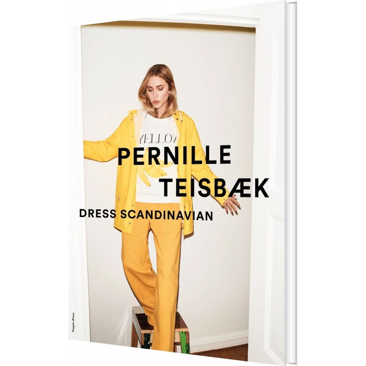 Dress Scandinavian - Pernille Teisbæk - Bog