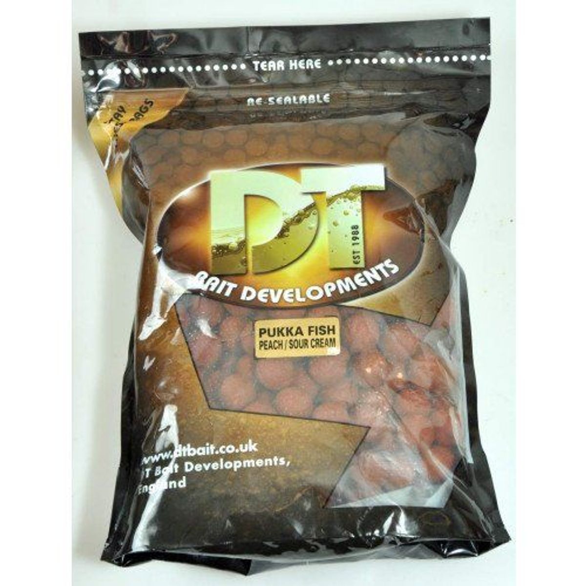 DT Bait Pukka Fish Mix Peach/Sour Cream Boilies