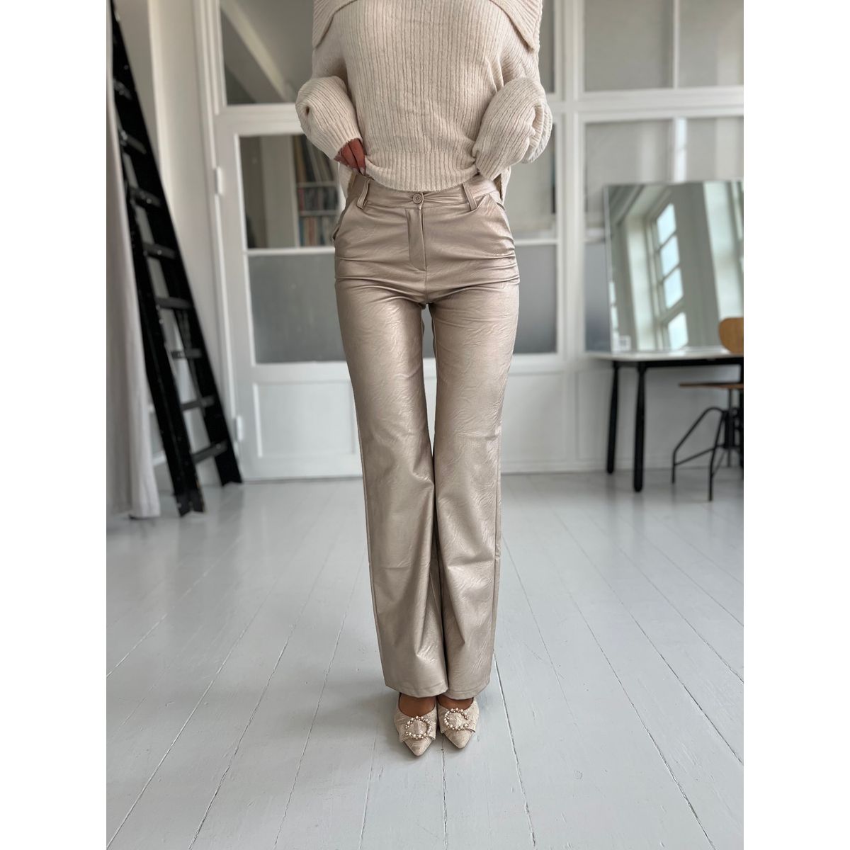 Eight Luxe Champagne metallic pants