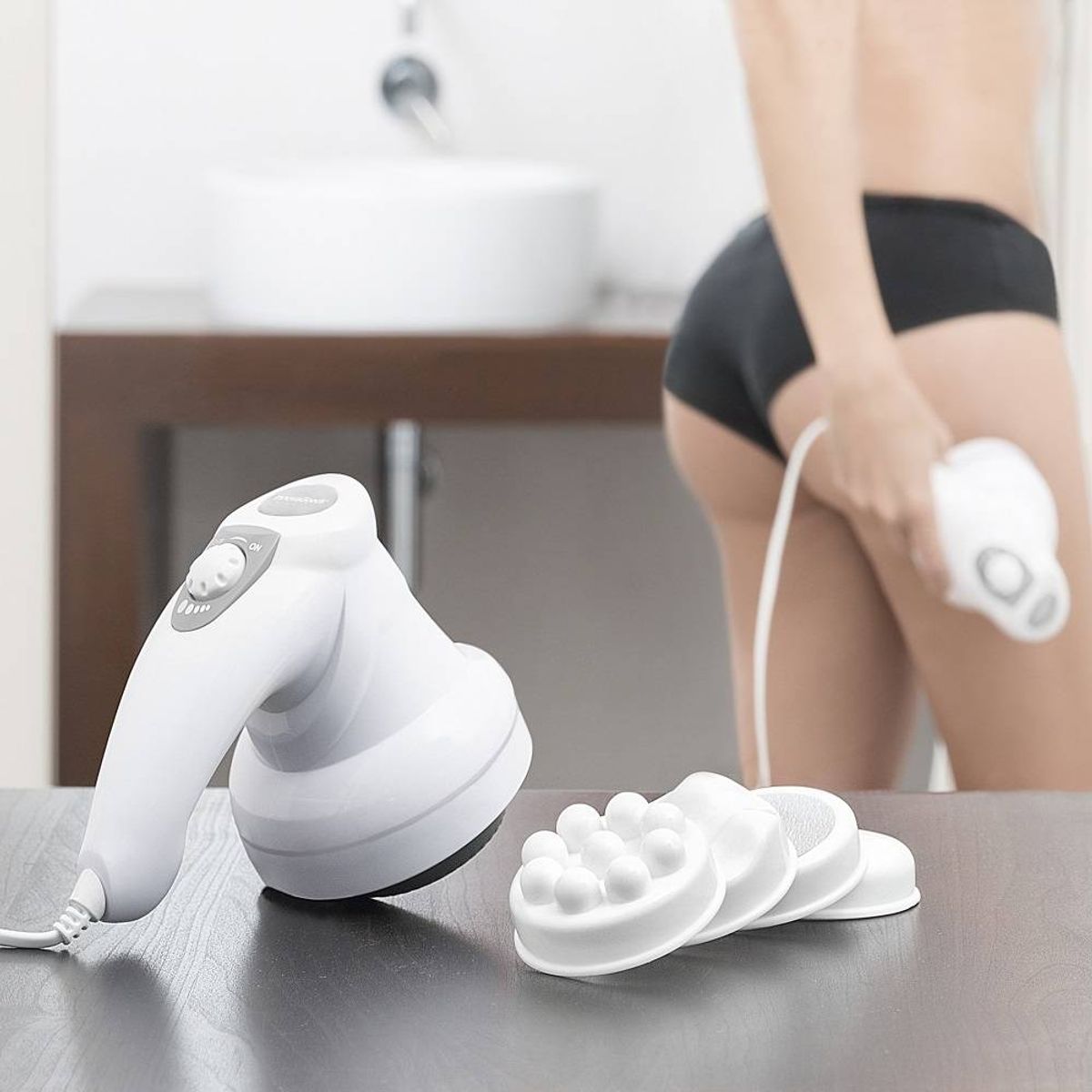 Elektrisk anti cellulite massager med 5 forskellige hoveder - 28W