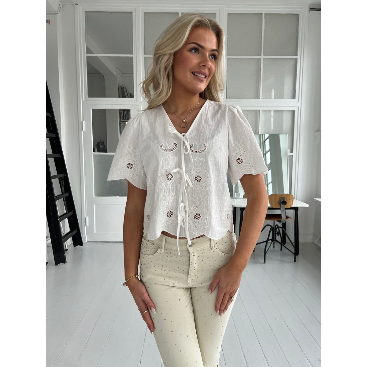 Emma Ella off white blouse