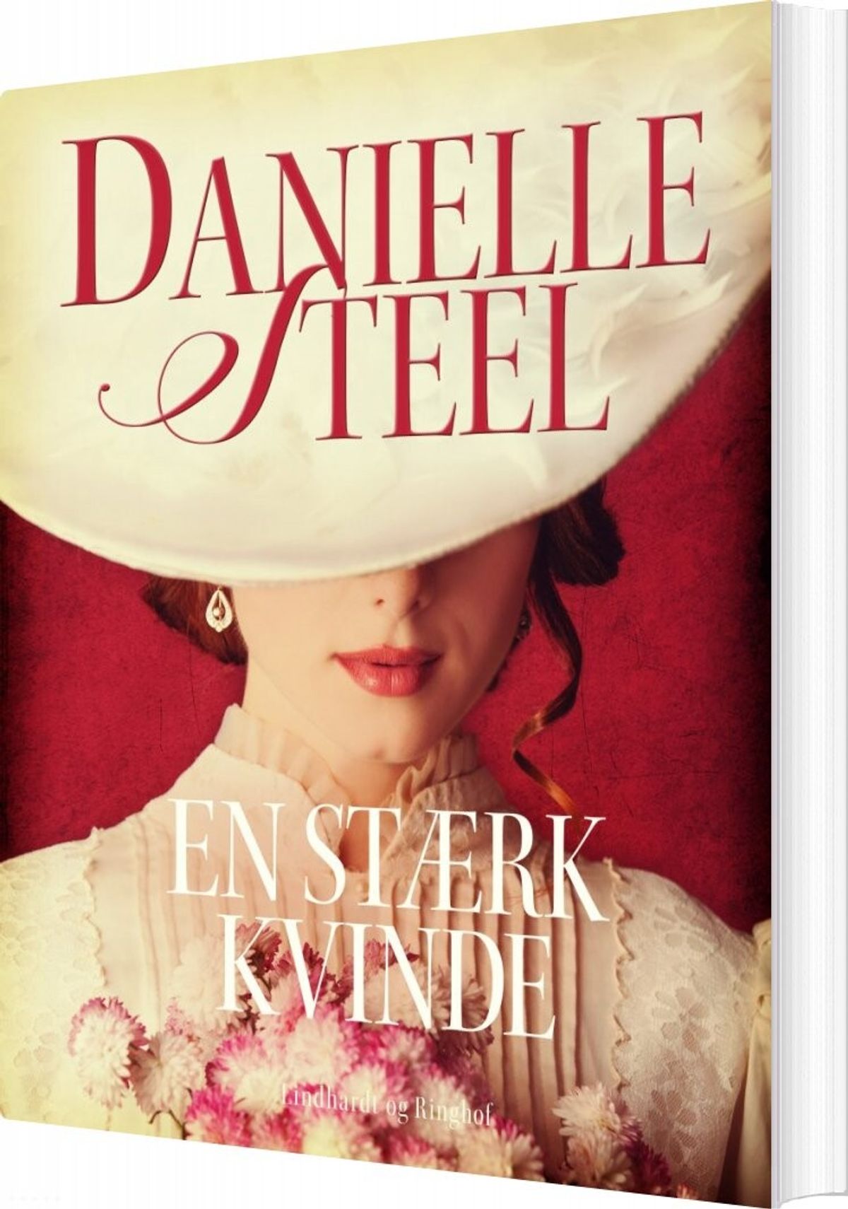 En Stærk Kvinde - Danielle Steel - Bog