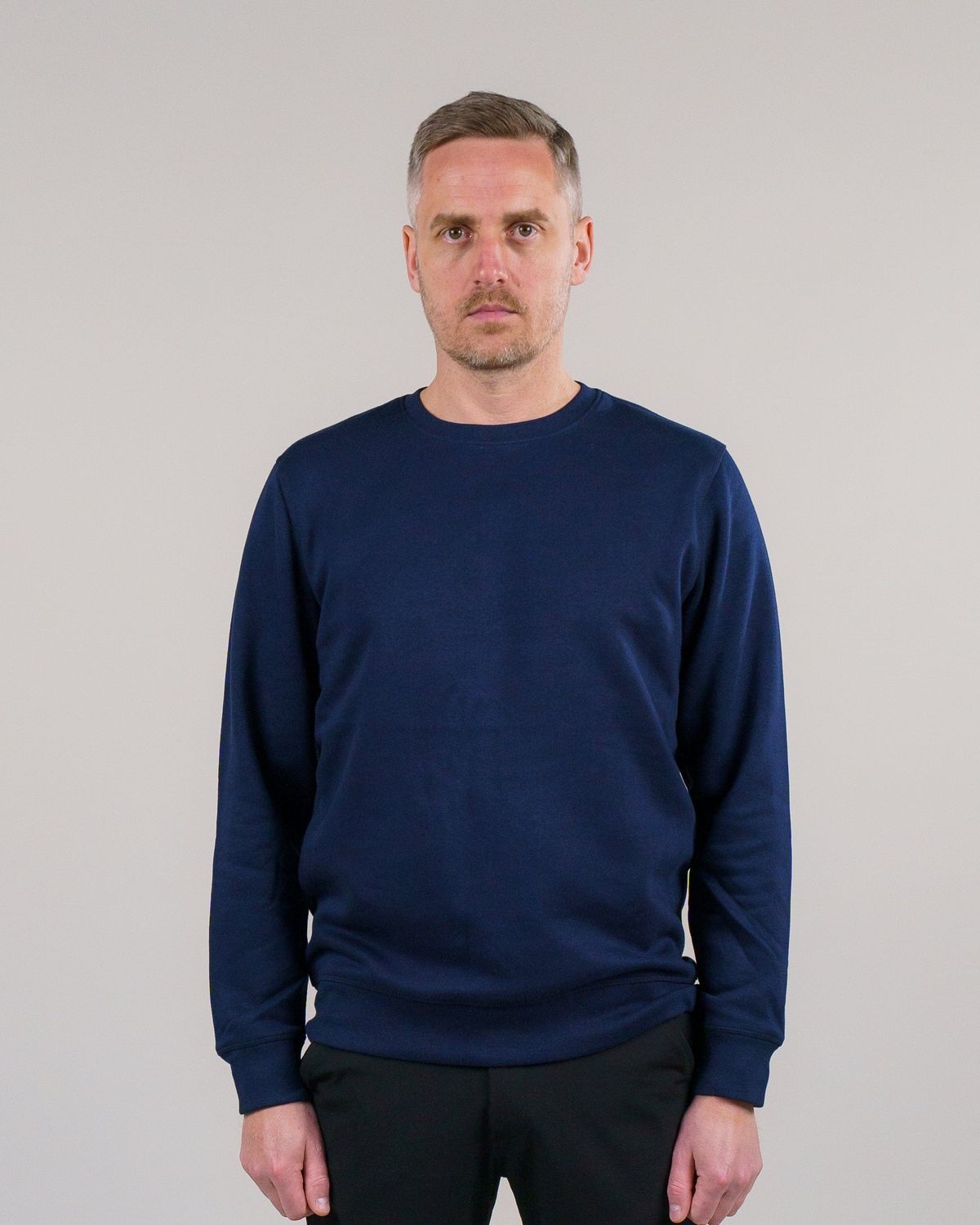 Errant Sweatshirt - Navy - Størrelse L